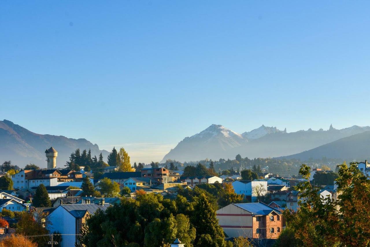 Hostel Arrayan Bariloche Екстериор снимка