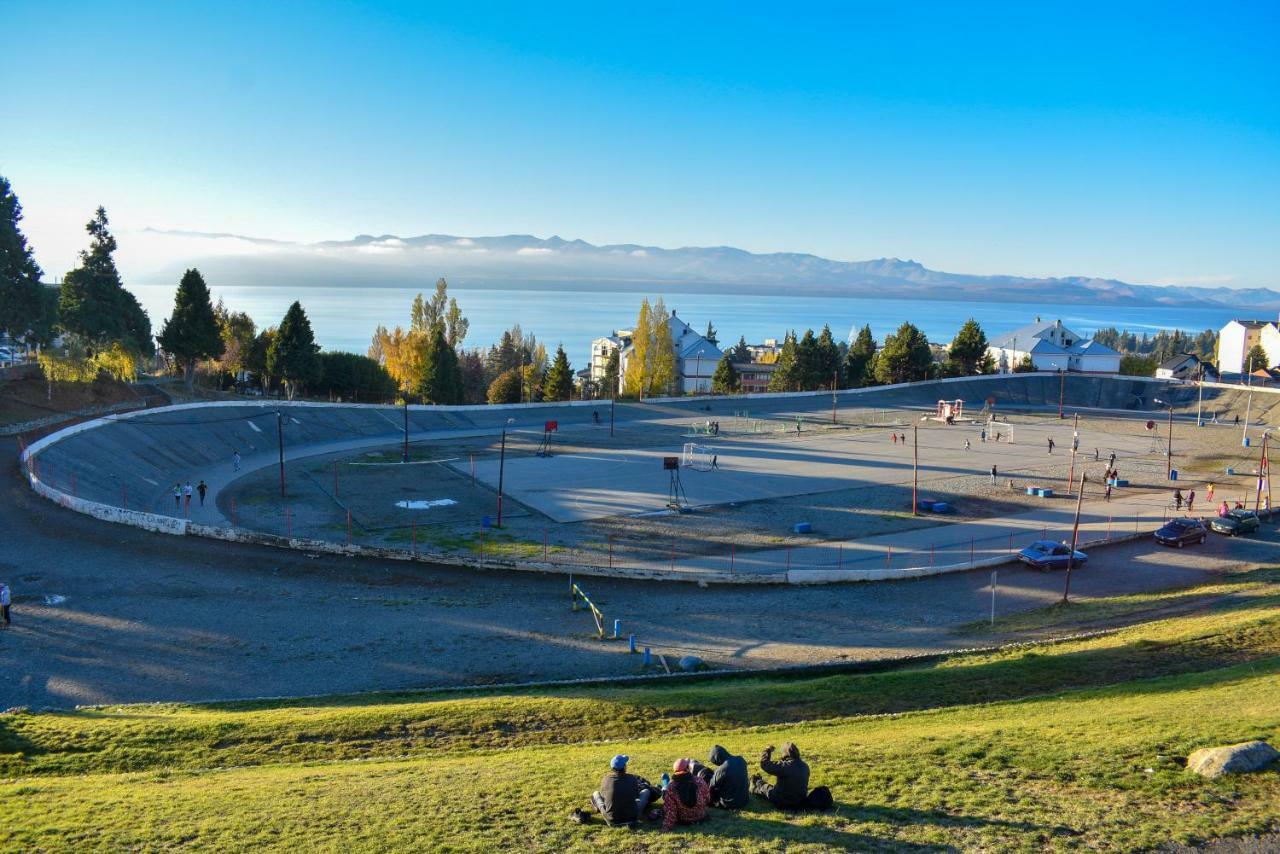 Hostel Arrayan Bariloche Екстериор снимка