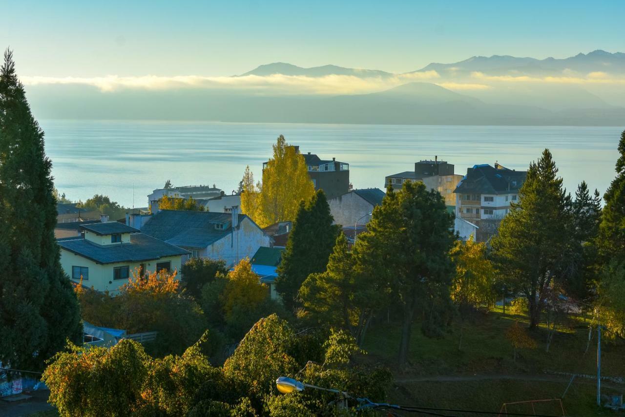 Hostel Arrayan Bariloche Екстериор снимка
